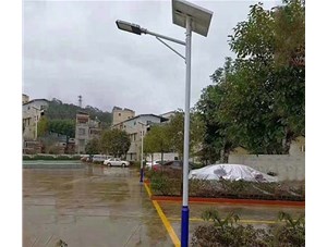 太阳能路灯适合哪些场所？来云南玉盛太阳能路灯厂家告诉你